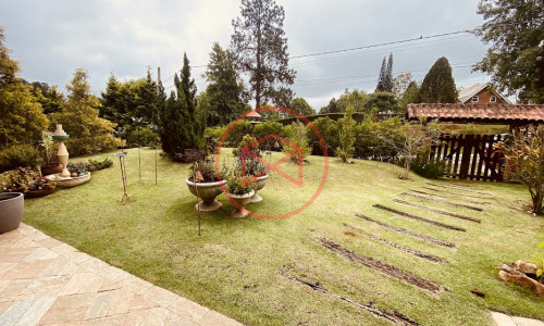 Chácara em Condomínio com 5.000 mts Antes do Centro!!