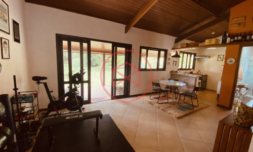 Chácara em Condomínio com 5.000 mts Antes do Centro!!