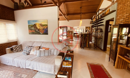 Chácara em Condomínio com 5.000 mts Antes do Centro!!