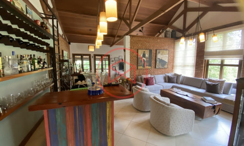 Chácara em Condomínio com 5.000 mts Antes do Centro!!