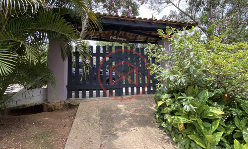 Chácara Antes do Centro de Ibiúna!!