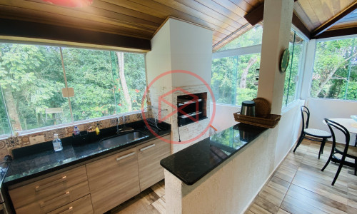 Chácara em Condomínio Fechado - Interior de São Paulo em Ibiúna!!