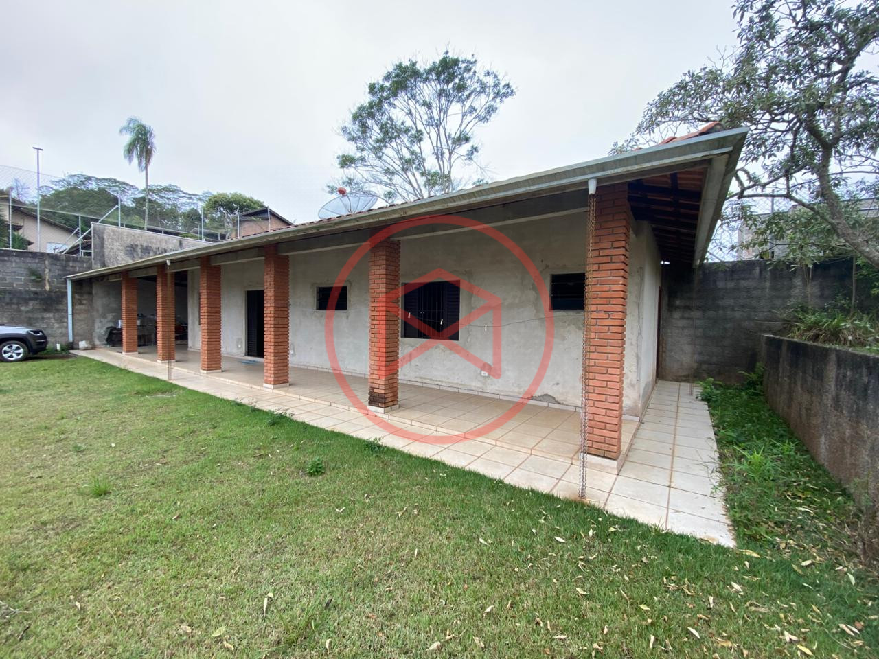 Chácara em Condomínio Antes do Centro!!