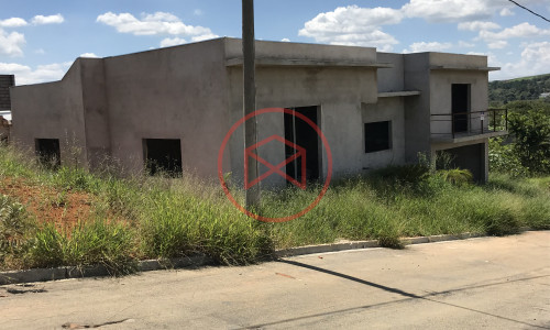 Chacara em Condomínio Fechado!!