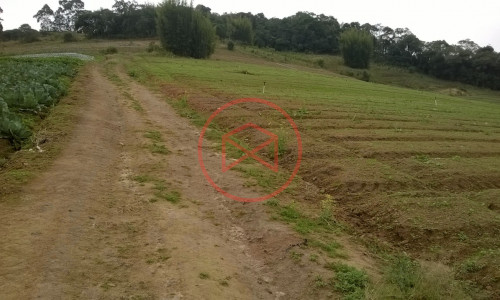 Sítio em Piedade !!