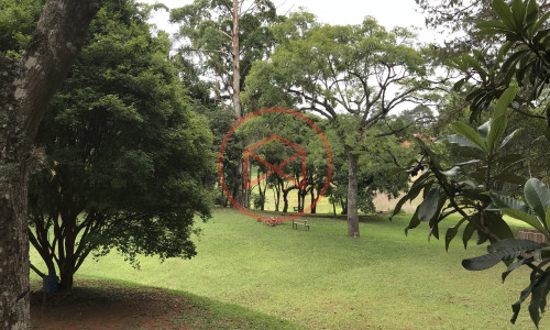 Chácara Pé N'agua em Condominio Fechado