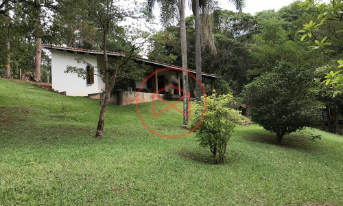 Chácara Pé N'agua em Condominio Fechado