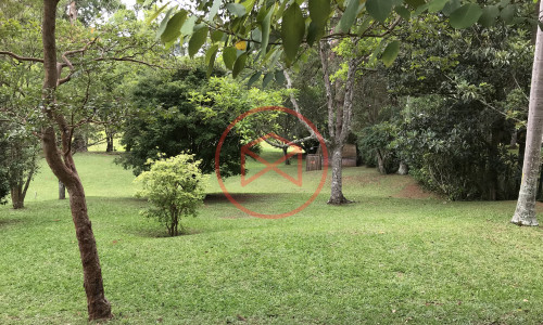 Chácara Pé N'agua em Condominio Fechado