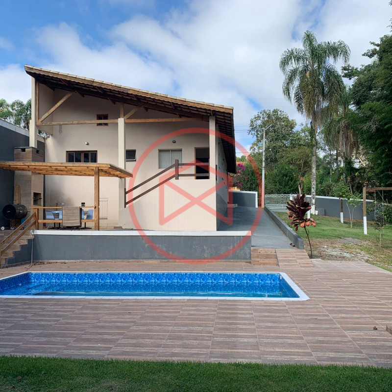 Chácara em Condomínio Antes do Centro de Ibiúna!