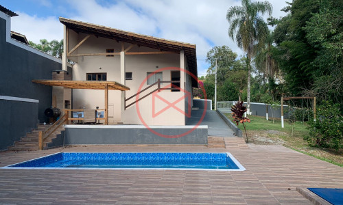 Chácara em Condomínio Antes do Centro de Ibiúna!