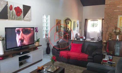 Chácara em Condomínio Antes do Centro!!