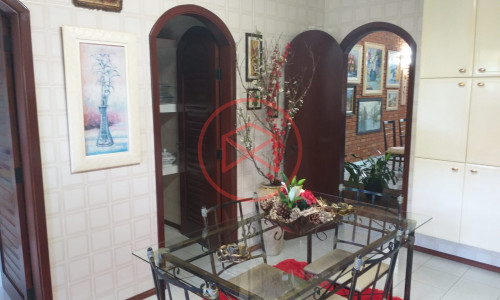 Chácara em Condomínio Antes do Centro!!