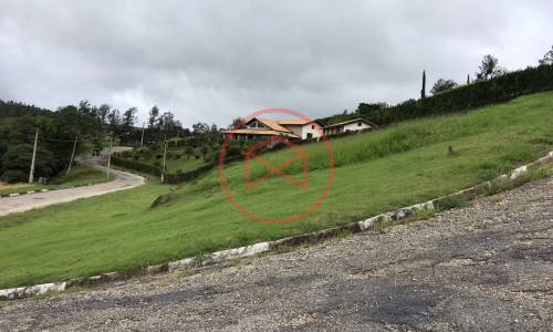 Lote em Condomínio Fechado!!