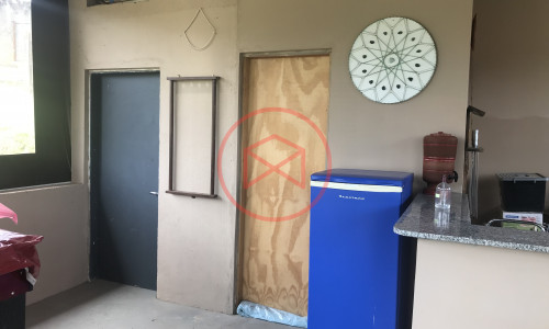 Chácara em Condomínio Fechado!!