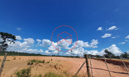 Lote em Ibiúna antes do Centro da cidade!