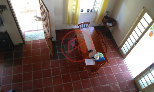 Chácara em Condomínio Antes do Centro!!