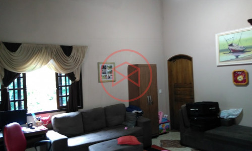 Chácara em Condomínio Próximo do Centro de Ibiúna!!