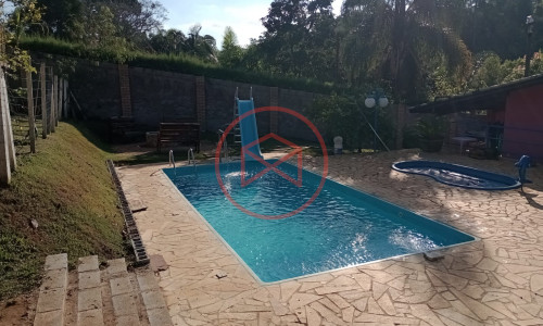 Chácara em Condomínio Próximo do Centro de Ibiúna!!