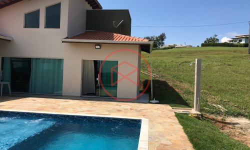 Chácara em Condomínio Fechado em Ibiúna!