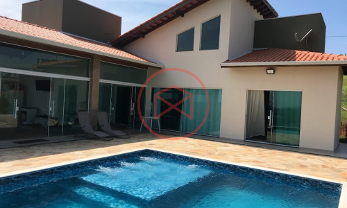 Chácara em Condomínio Fechado em Ibiúna!