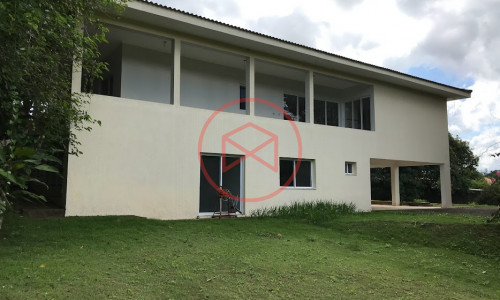 Chácara em Condomínio Antes do Centro de Ibiúna