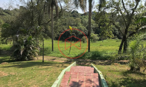 Chácara em Ibiúna local Nobre!