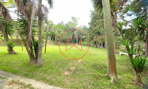 Sítio com 30 mil mts² em Ibiuna!!!