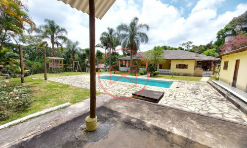 Sítio com 30 mil mts² em Ibiuna!!!