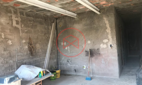 Casa em Condomínio Fechado Antes do Centro de Ibiúna!!