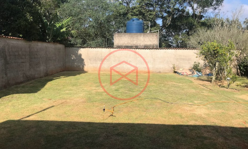 Casa em Condomínio Fechado Antes do Centro de Ibiúna!!