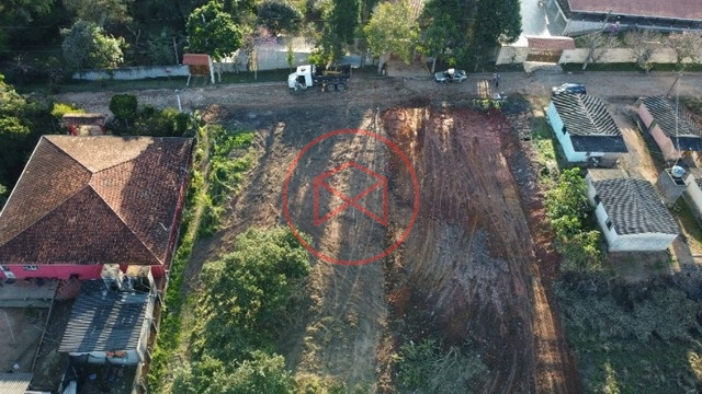 Terreno antes do centro de Ibiúna!