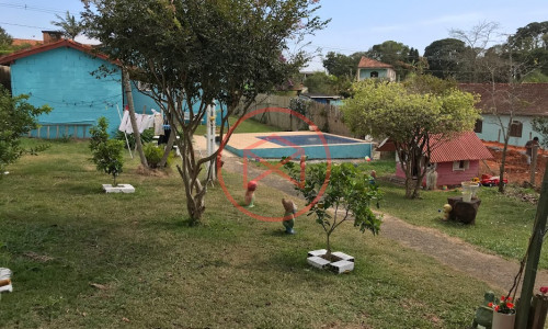 Chácara em Condomínio Fechado Antes do Centro de Ibiúna!!