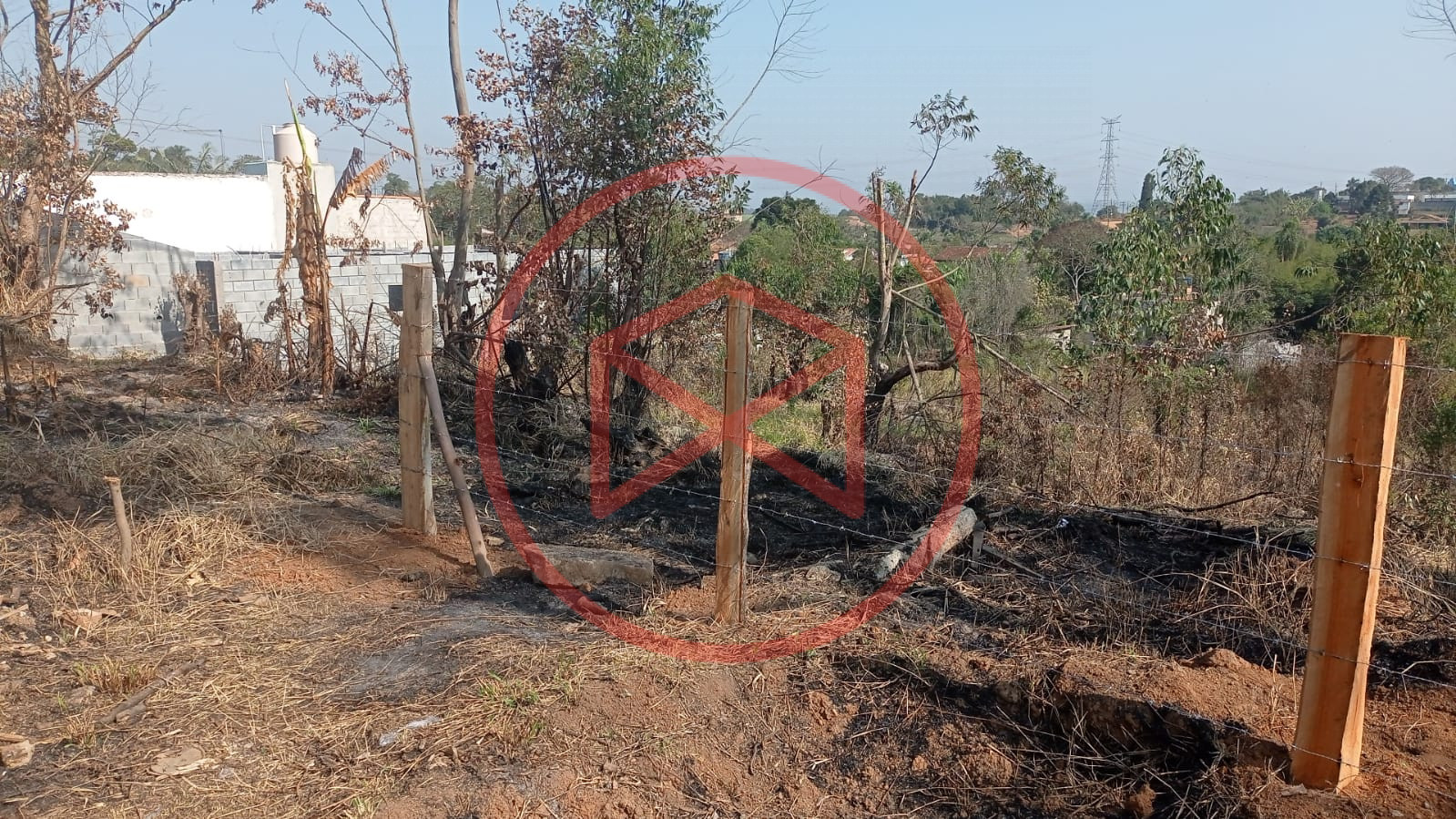 Terreno antes do centro de Ibiúna!