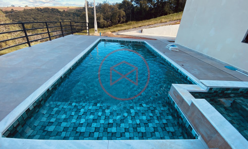 Chácara em Condomínio Fechado em Ibiúna!!