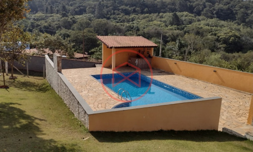 Chácara em Ibiúna Próximo ao Centro !