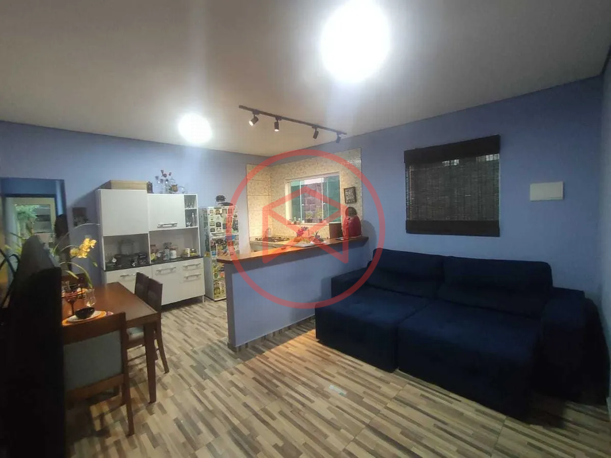 Casa no Centro de Ibiúna!