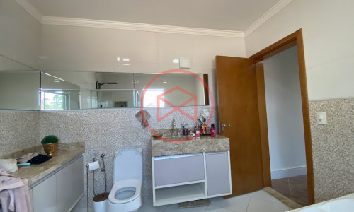 Chácara em Ibiúna próximo à Represa !!!