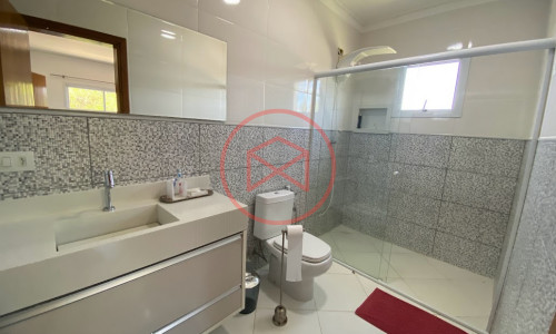 Chácara em Ibiúna próximo à Represa !!!