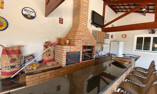 Chácara em Ibiúna próximo à Represa !!!