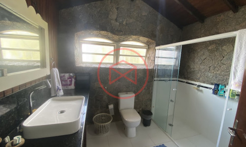 Chácara em Condomínio Fechado no centro de Ibiúna!!