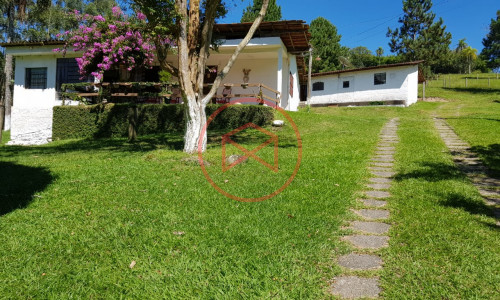 Sítio com 7 alqueires antes do Centro de Ibiuna!!