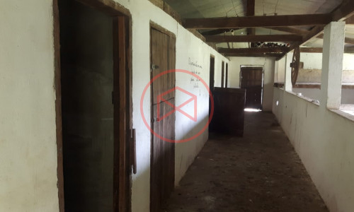 Sítio com 7 alqueires antes do Centro de Ibiuna!!