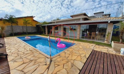 Chacara em Condomínio Fechado!!