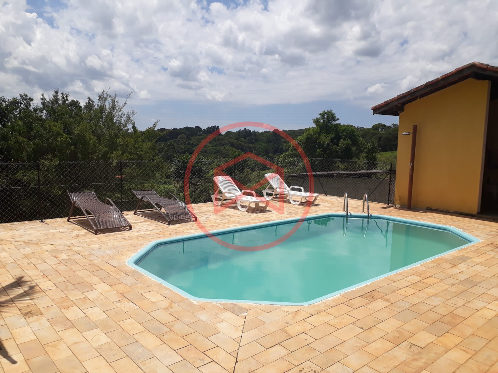 Chácara com 15.000 mts em Ibiúna!