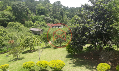 Chácara com 15.000 mts em Ibiúna!