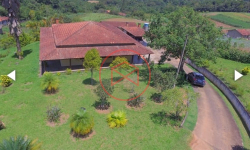 Chácara com 15.000 mts em Ibiúna!