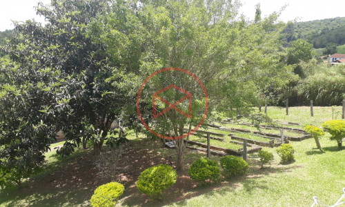 Chácara com 15.000 mts em Ibiúna!