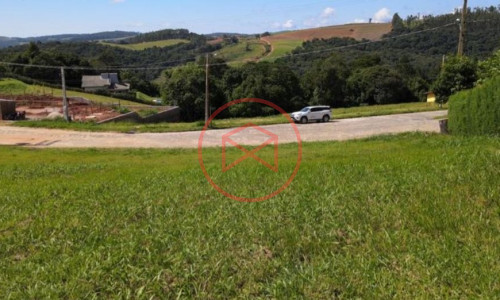 Lote em Condominio Fechado em Ibiuna!!