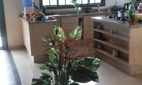 Chácara com 3.000 mts antes do centro de Ibiúna!