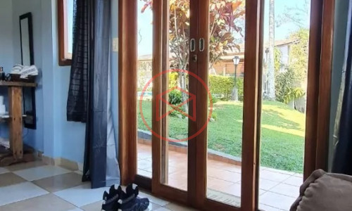 Chácara com 3.000 mts antes do centro de Ibiúna!